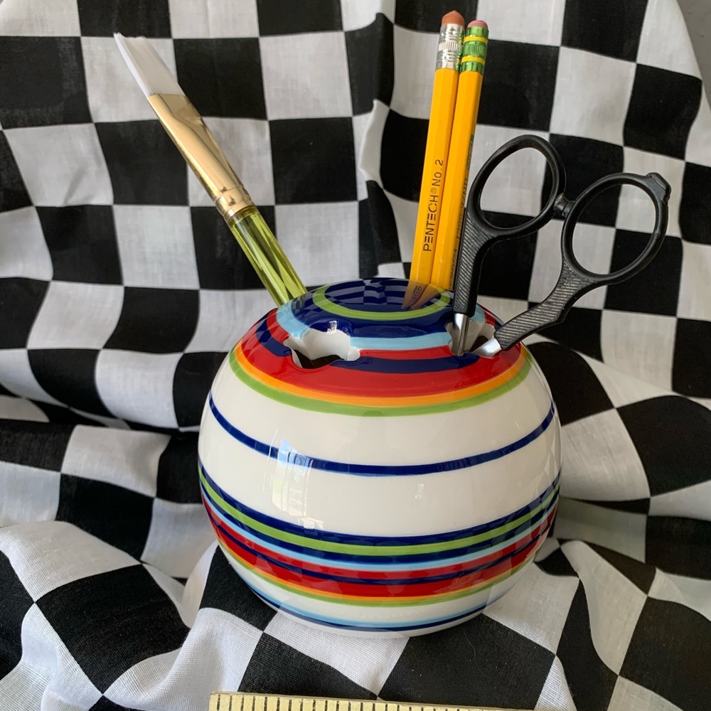 Pretty Holder